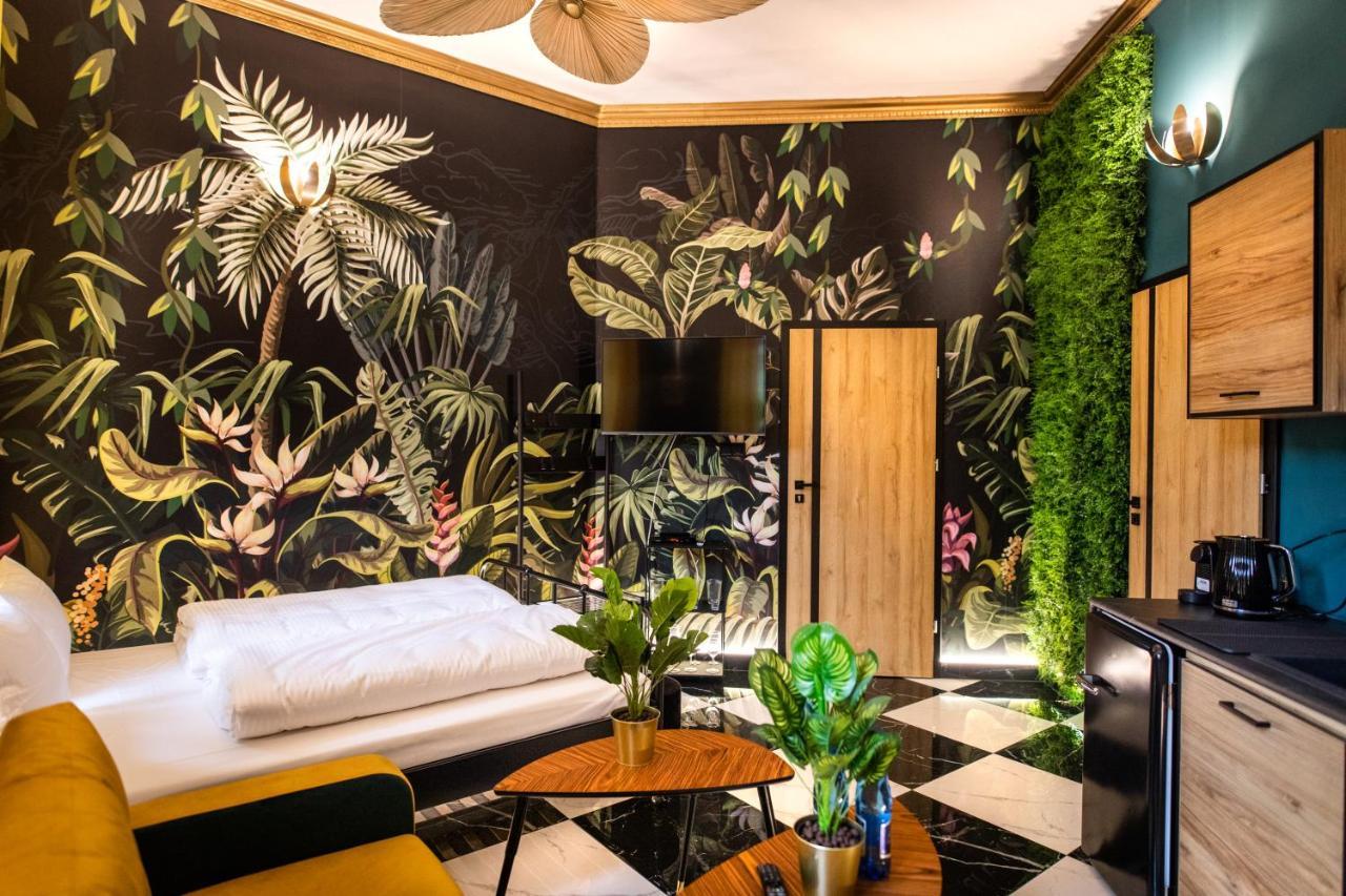 Jungle Podwale Apartment *