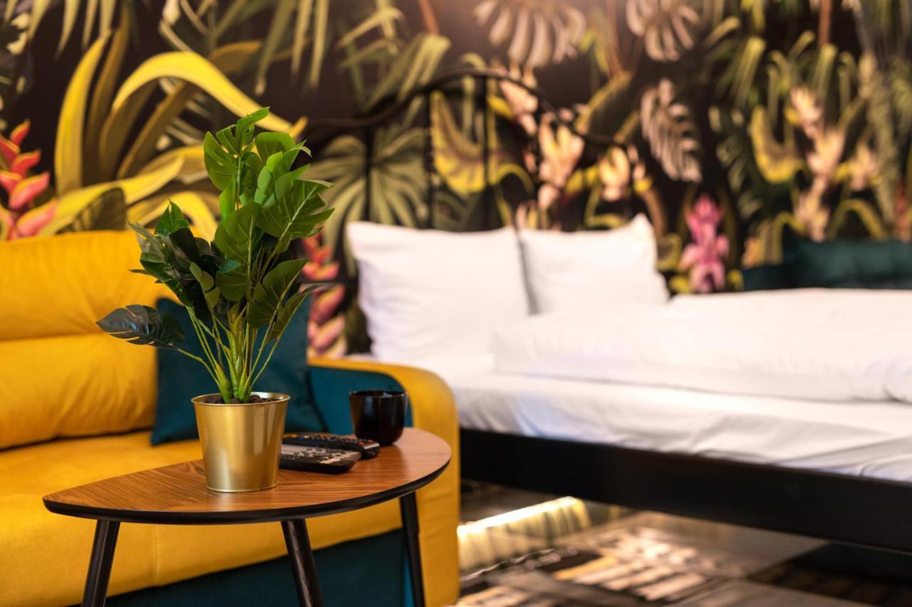 Jungle Podwale Apartment